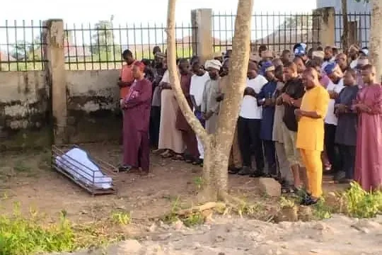 One killed, several injured as trailer rams into APC campaign walk in Osun 1