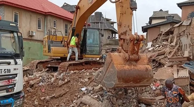 Ajuwon collapse