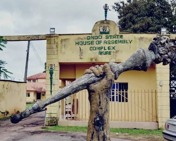 Hoodlums invade Ondo Assembly amid impeachment bid against speaker 1 6b93fbe9 0566 41eb afbd e47de887db17