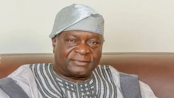 Osun government gave me landcruiser, not you - Oyinlola fires back at Adeleke 1 IMG 1199
