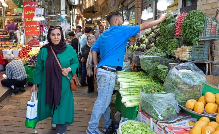 Iran’s leaders acknowledge economic toll of war, pledge diplomacy, defence 1 afp 6a929eb830cd 1787993784