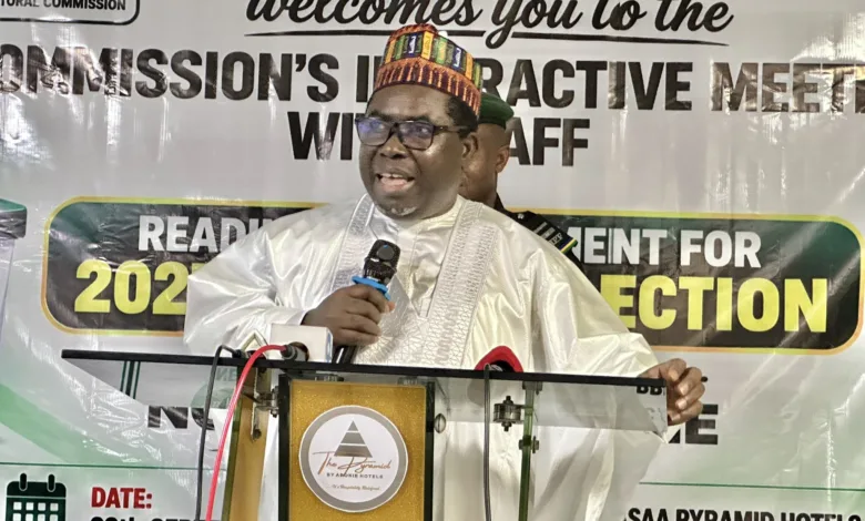INEC records 10.7m new voter registrations, warns staff against partisanship 1 HTTzT46WMAA3CFf 1