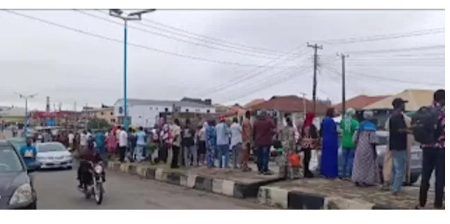 Customers demand refunds as Osogbo food outlet shuts 1 IMG 20260928 WA0029