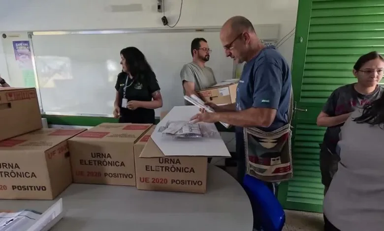 Brazil votes in tight runoff between Lula and Bolsonaro 1 6adcf012e4b09da2a1ed6864