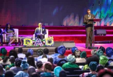 Olugbenga Jacobs honours father with biography presentation at burial service 3 HTpru2DXAAELET4