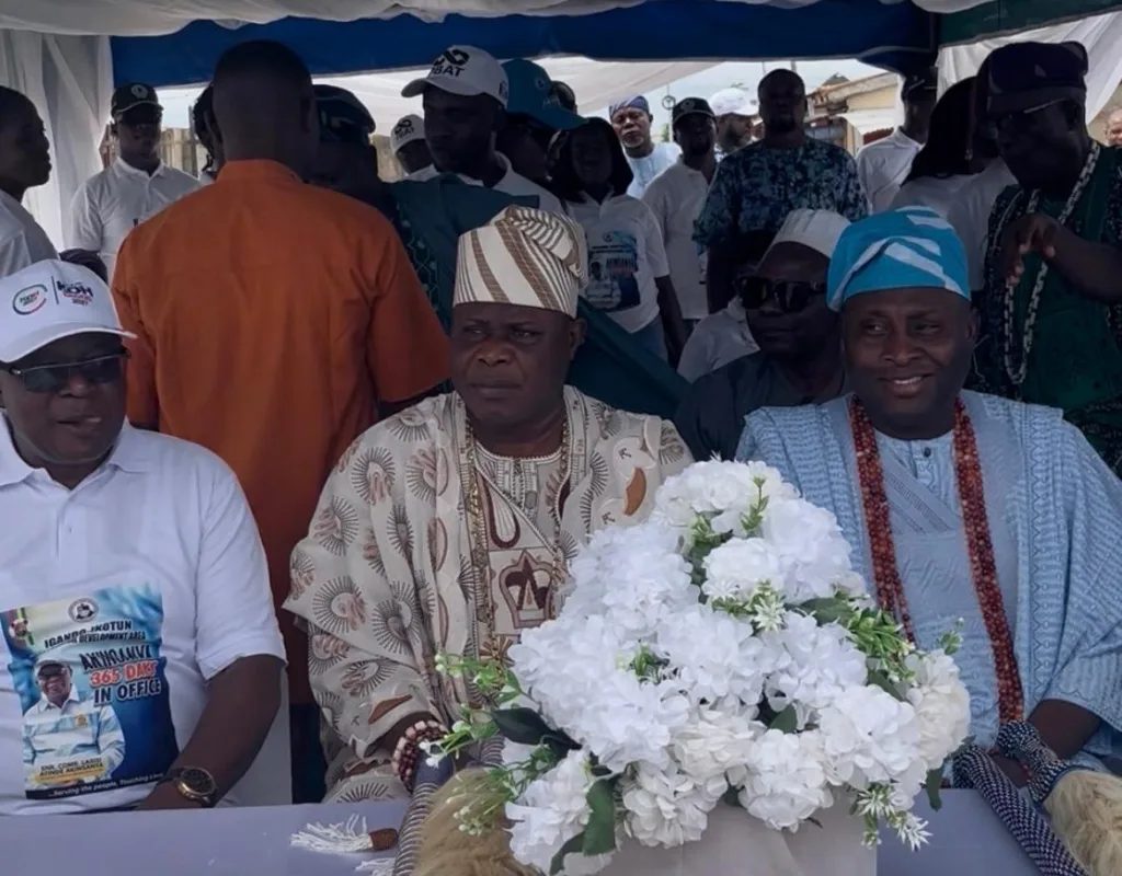 Igando-Ikotun LCDA Chairman unveils road projects, backs Tinubu for 2027 8 IMG 20261007 WA0374