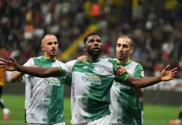 Turkish fans celebrate Iheanacho's goals with 16 watermelons 1 IMG 20261020 WA0120