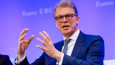 Deutsche Bank chief warns German election results could deter foreign investors 6 NSEKCMGE3FOANIBUEYVRXPNZR4