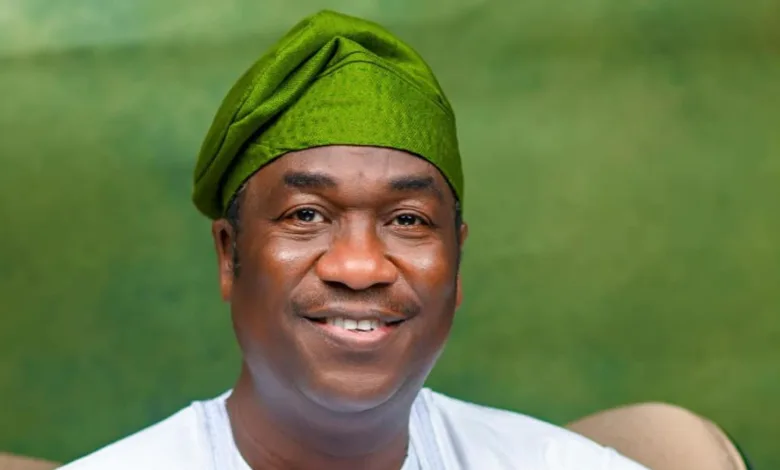 Obafemi Hamzat 1 1